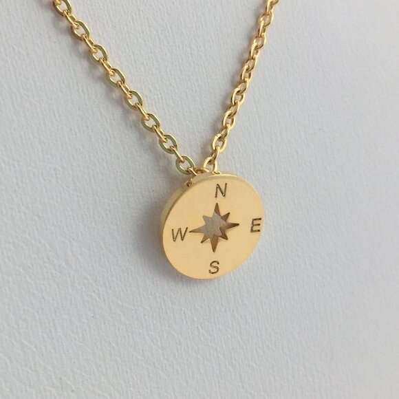 Jewelry necklace pendant with chain compass travel adventure gold tone fashion - Picture 6 of 8